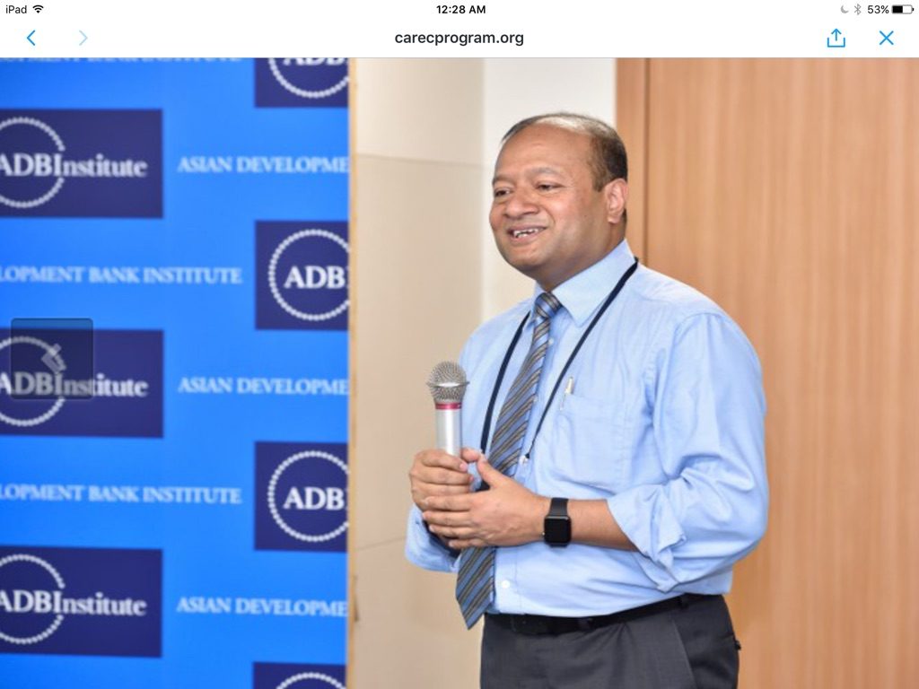 Sohail Hasnie briefing at the Asian Development Bank Institute